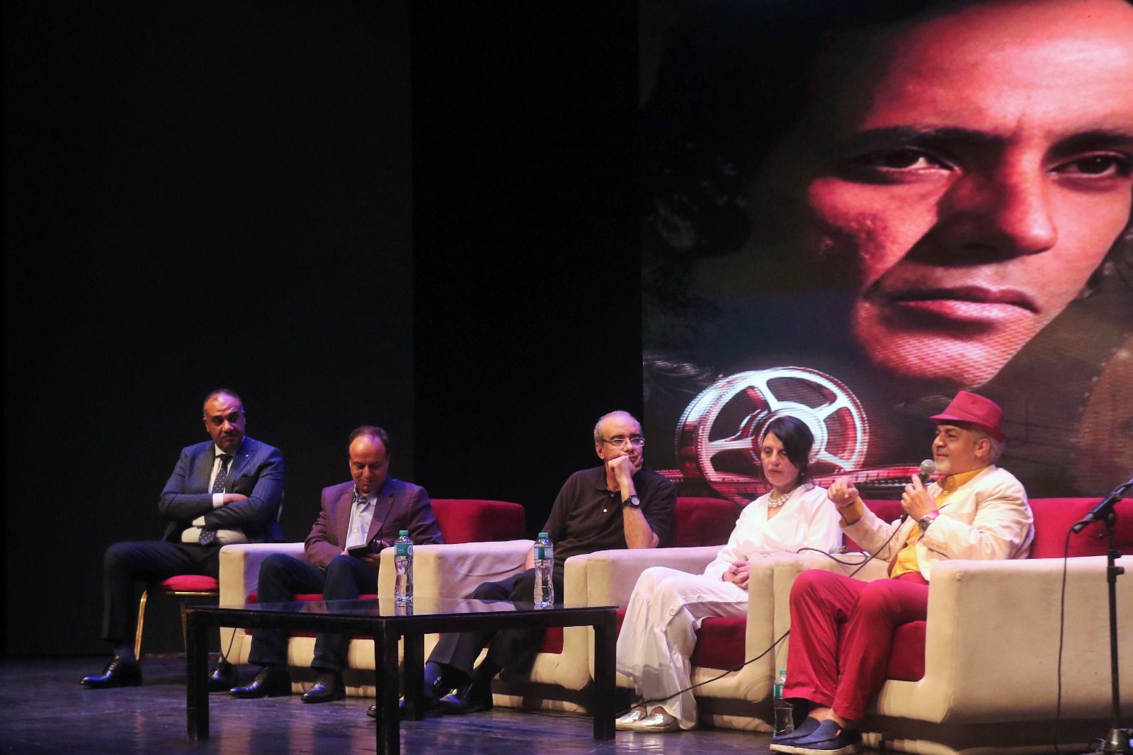 فيلم الطير المسافر ..بليغ عاشق النغم:  يستعيد ذكريات عبقرية الموسيقار بليغ حمدى بالأوبرا