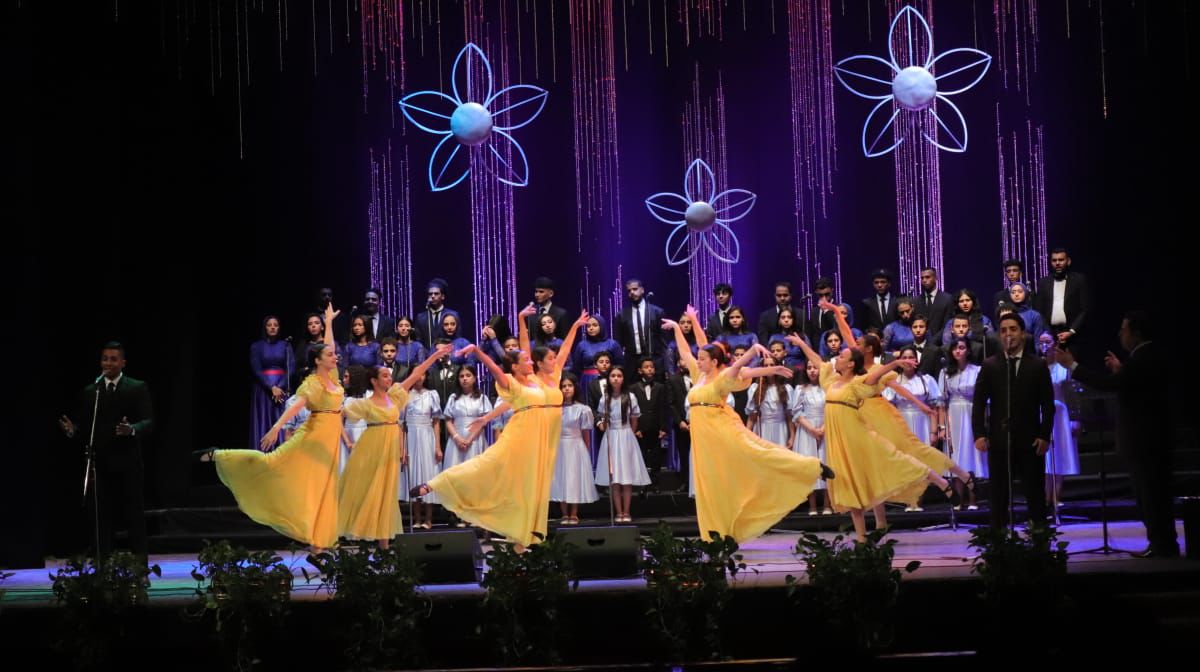 مواهب البالية تتألق مع كورال الشباب والأطفال بمهرجان الأوبرا الصيفى