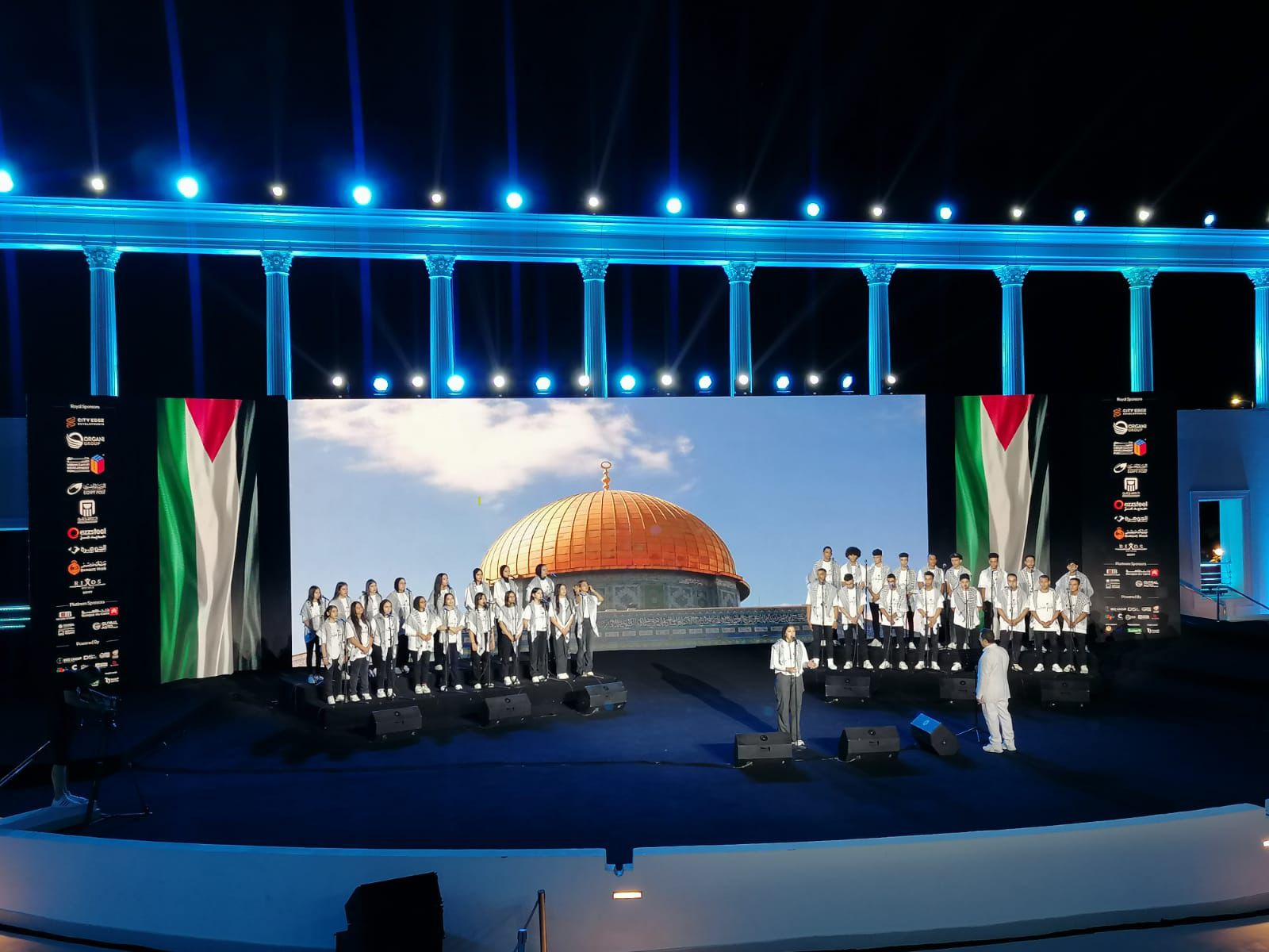 ليلة مصرية فلسطينية تضيئ سماء مدينة العلمين