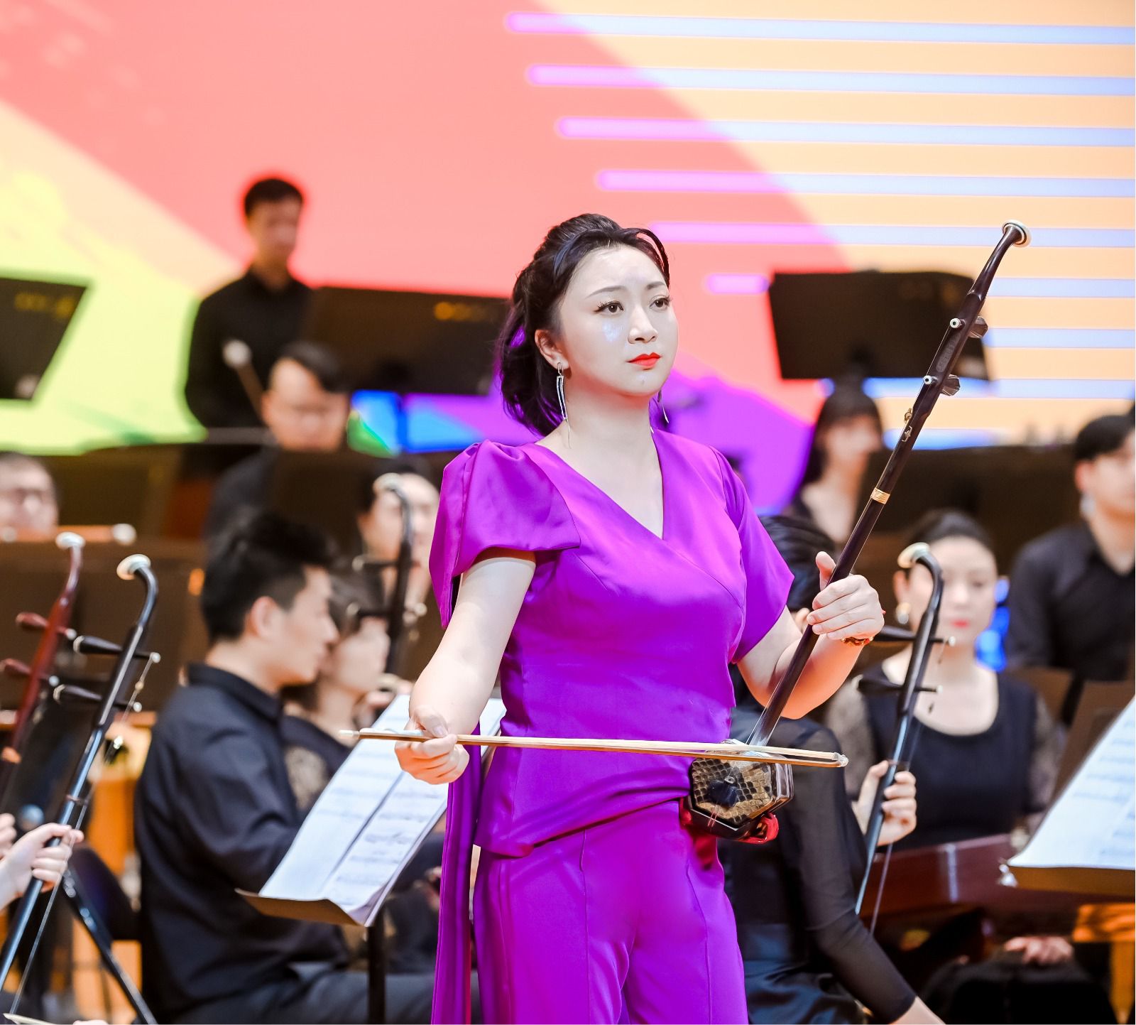 برعاية وزارة الثقافة  رقصات ونغمات تشانغ دو الصينية علي المسرح المكشوف بالأوبرا