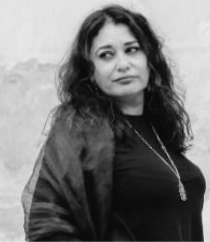 موسيقي الريبيتيكو اليونانية علي مسرح الجمهورية