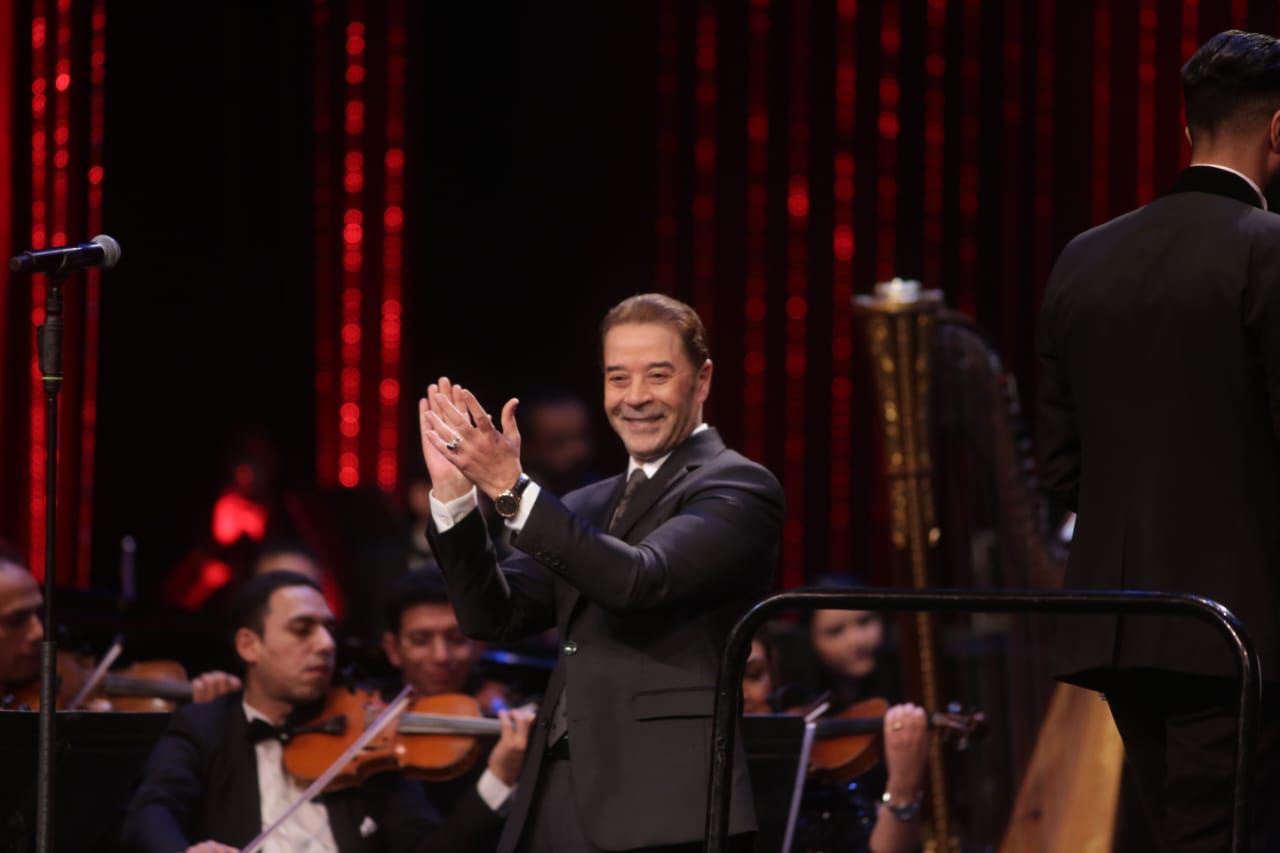 الاصالة والمعاصرة بين مدحت صالح والاساتذة فى الاوبرا